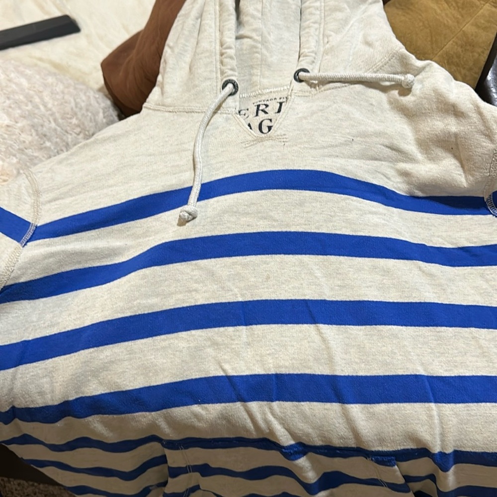 AMERICAN EAGLE SWEATSHIRT VINTAGE FIT